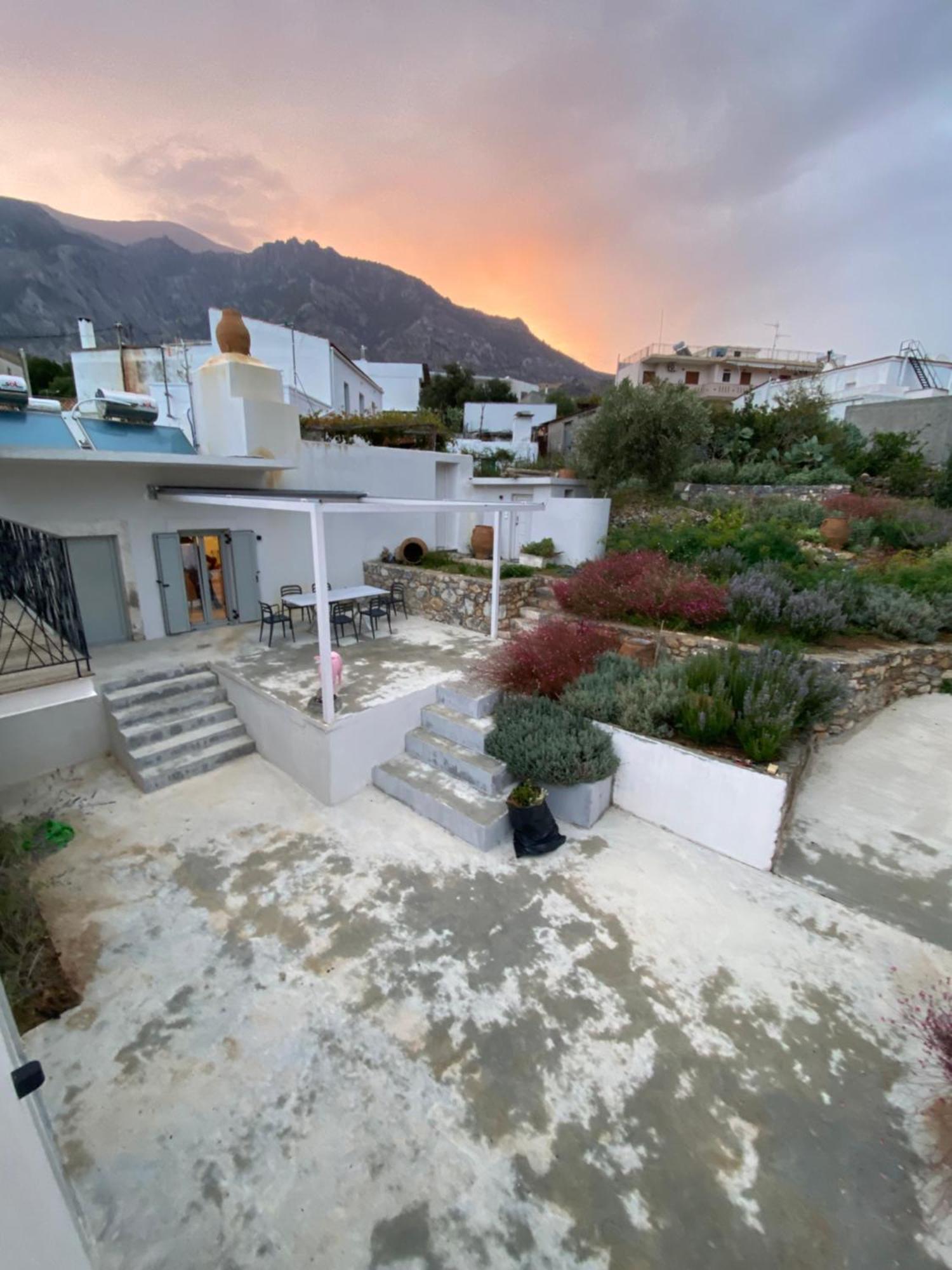 Fourfouras Cottage Экстерьер фото